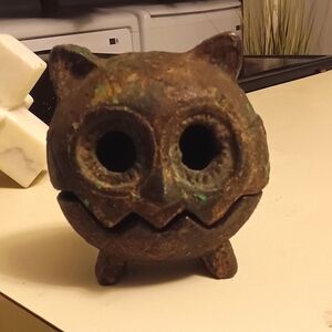 Japanese Hand Cast Gold Gilt Small Owl Lantern 4"H 3.75"W 3" deep Rare Find Mid